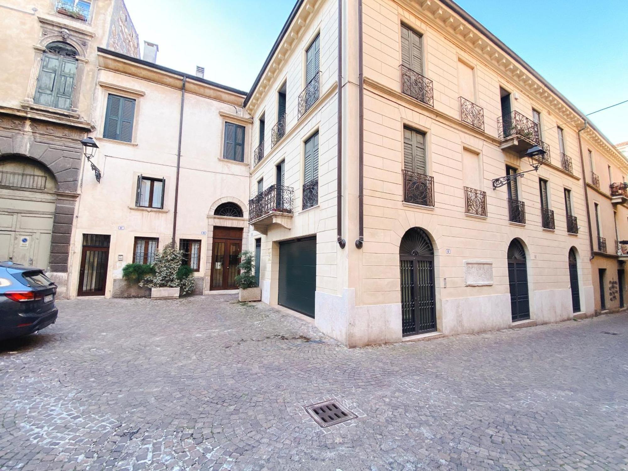 Santacecilia Apartment Verona Esterno foto